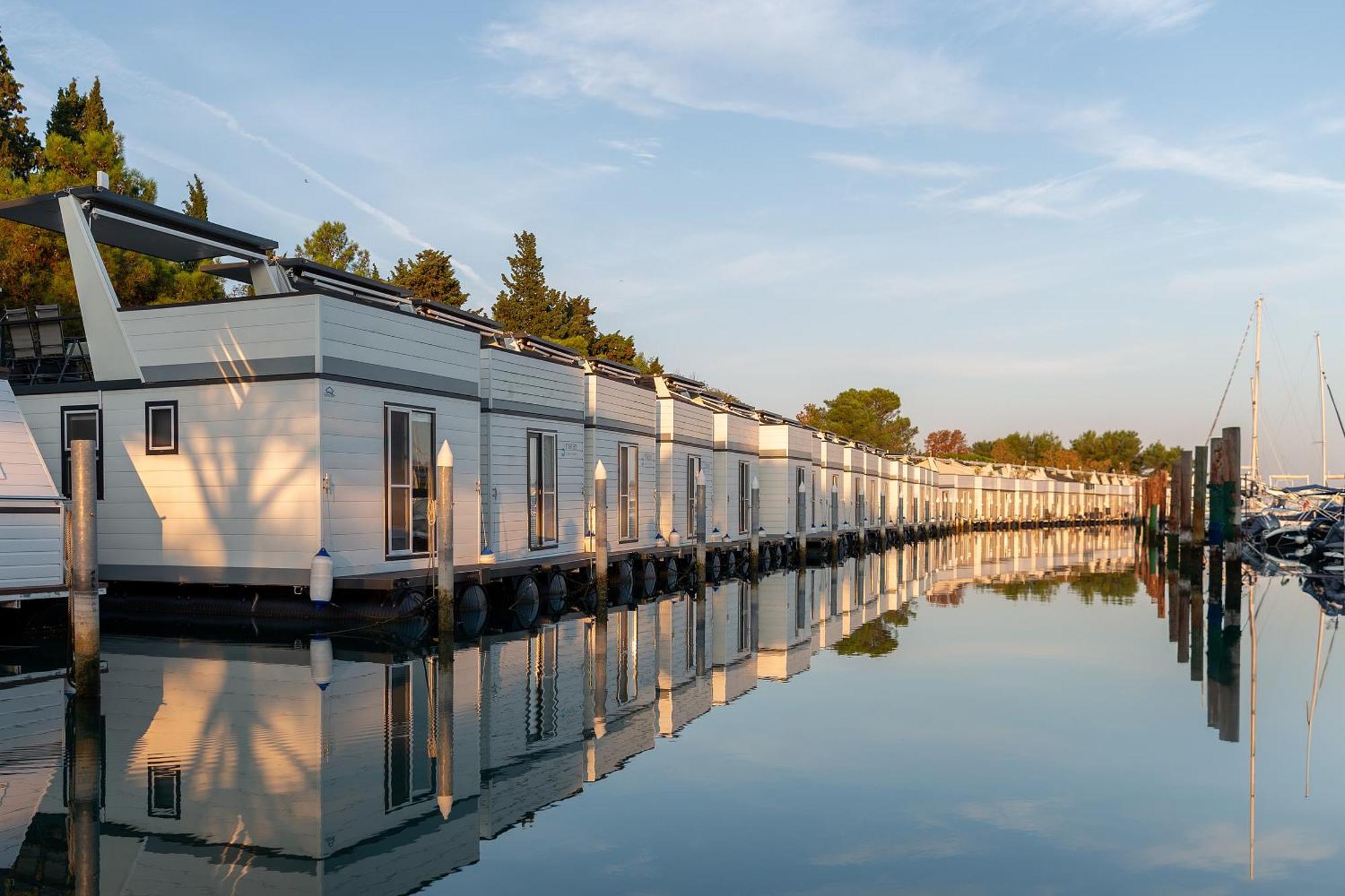 Floating Sea House Shark 3 Apartman Portorož Kültér fotó