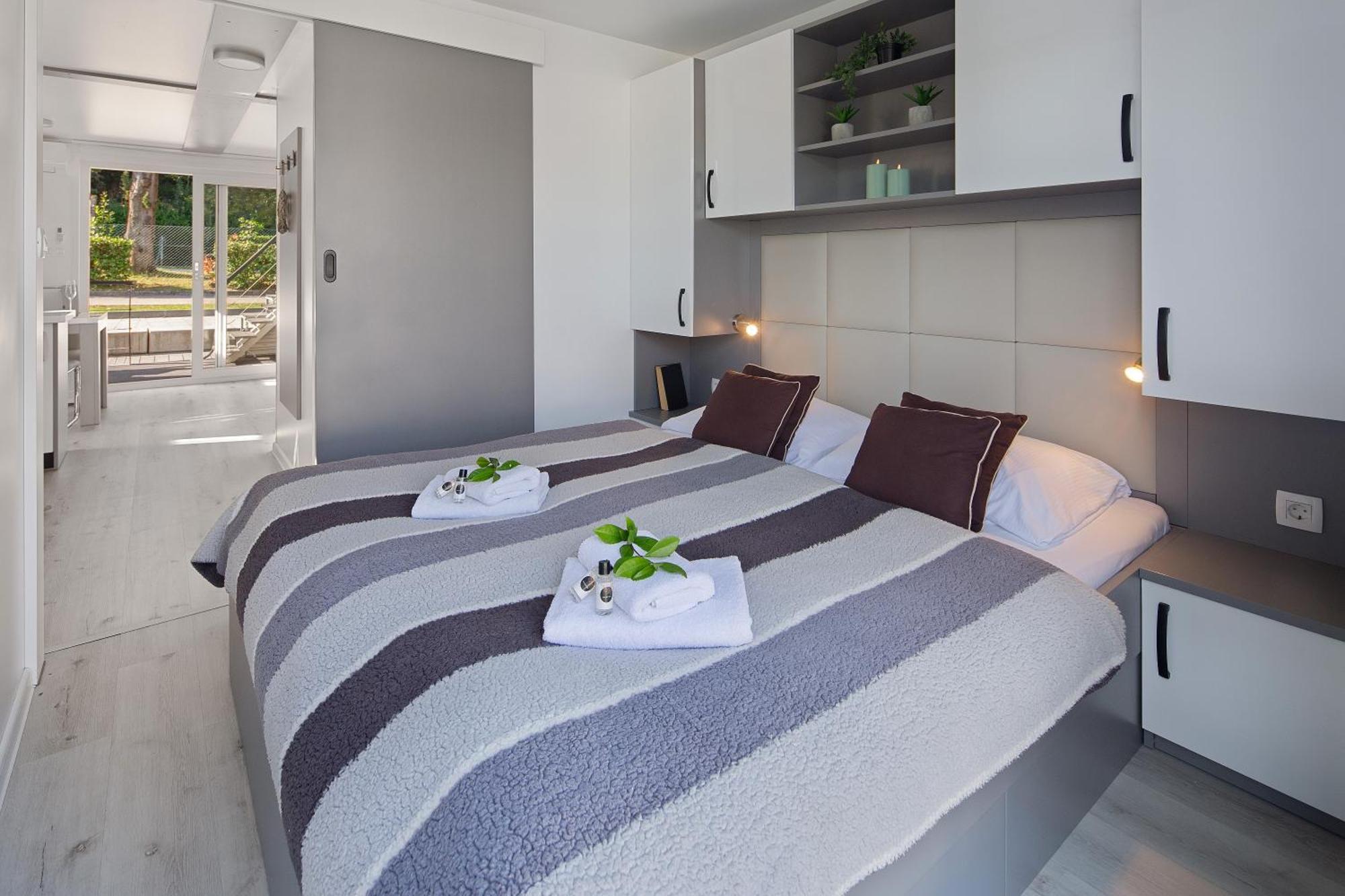 Floating Sea House Shark 3 Apartman Portorož Kültér fotó